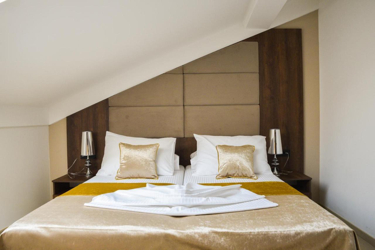 Hotel Meduza Senj  Extérieur photo